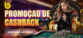 Pengguna menikmati permainan casino dan sports betting dengan perangkat mobile